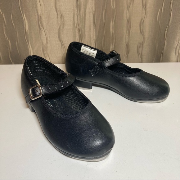 🌺 Revolution Dance Toddler Girl's 11 Black Matte Buckle Tap Shoes - Picture 3 of 16